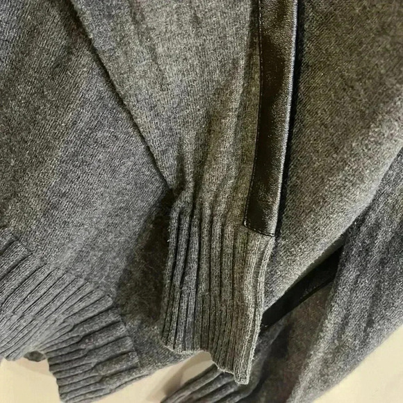 [M]Victoria Secret  LS Dropped Shoulder relaxed Fit Cotton Cashmere Sweatshirt - Picture 6 of 12